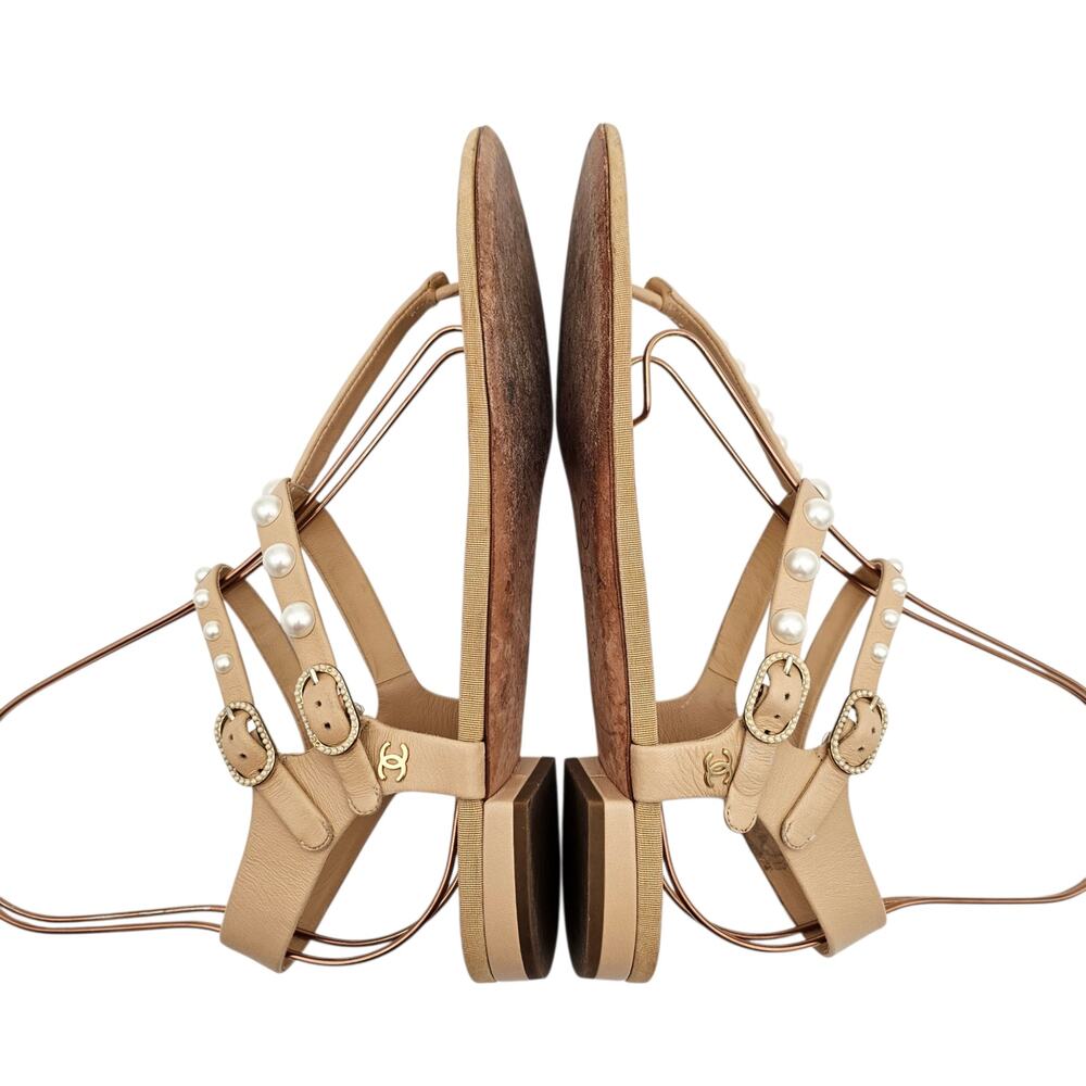 Chanel CC Pearl Flat T Strap Thong Sandal Beige Tan Leather Size 39.5 C US 8.5 9 - Picture 8 of 13